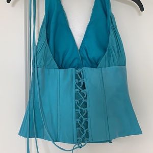 STUNNING SILK HALTER TOP❤️